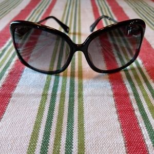 New price! Coach Beautiful Black Sunglasses